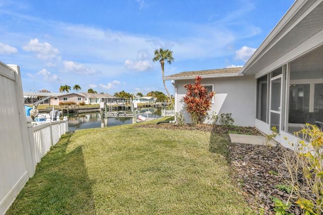 4000 14TH STREET NE, St Petersburg, FL 33703