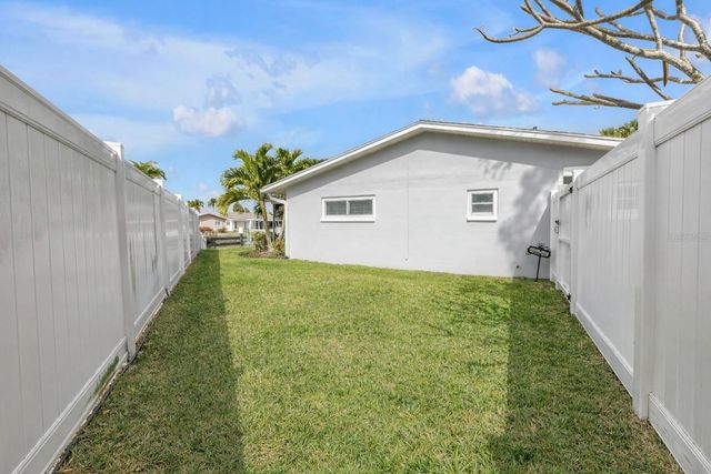 4000 14TH STREET NE, St Petersburg, FL 33703