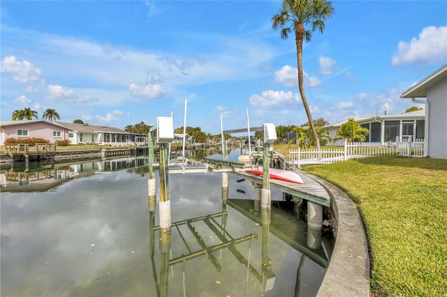 4000 14TH STREET NE, St Petersburg, FL 33703