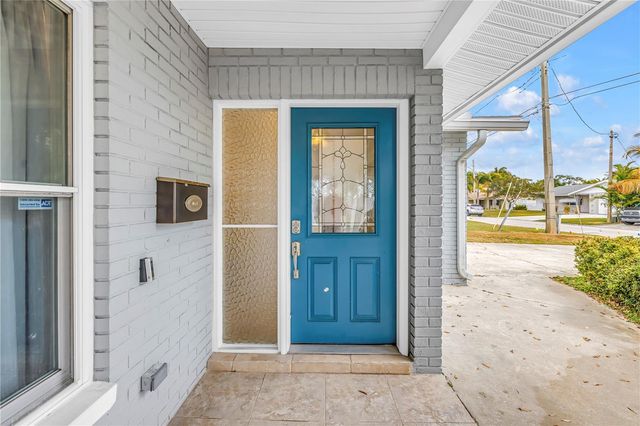 4000 14TH STREET NE, St Petersburg, FL 33703