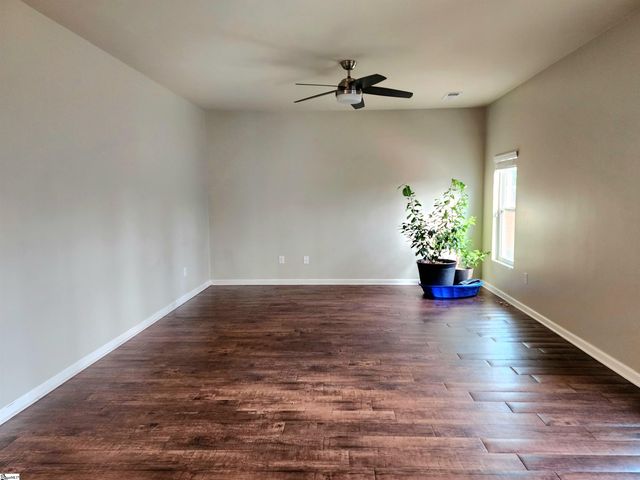 312 Rambling Hills Way, Simpsonville, SC 29681