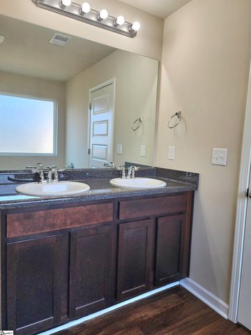 312 Rambling Hills Way, Simpsonville, SC 29681