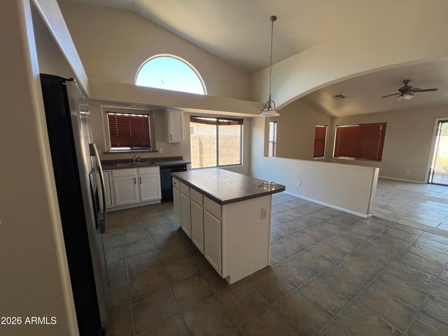 2709 S 159th Lane, Goodyear, AZ 85338