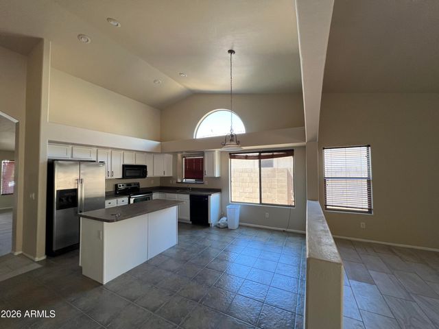 2709 S 159th Lane, Goodyear, AZ 85338