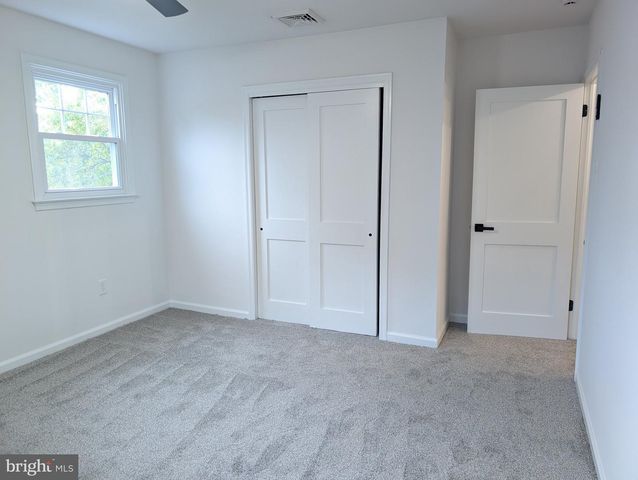 13 BROOK LN, Chalfont, PA 18914