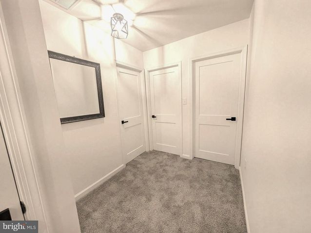 13 BROOK LN, Chalfont, PA 18914