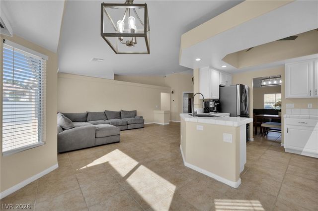 10779 Rising Smoke Court, Las Vegas, NV 89183