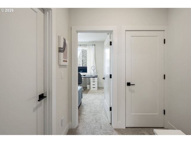 6185 N CAMPBELL Ave, Portland, OR 97217