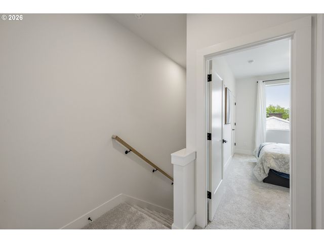 6185 N CAMPBELL Ave, Portland, OR 97217