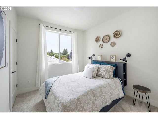6185 N CAMPBELL Ave, Portland, OR 97217