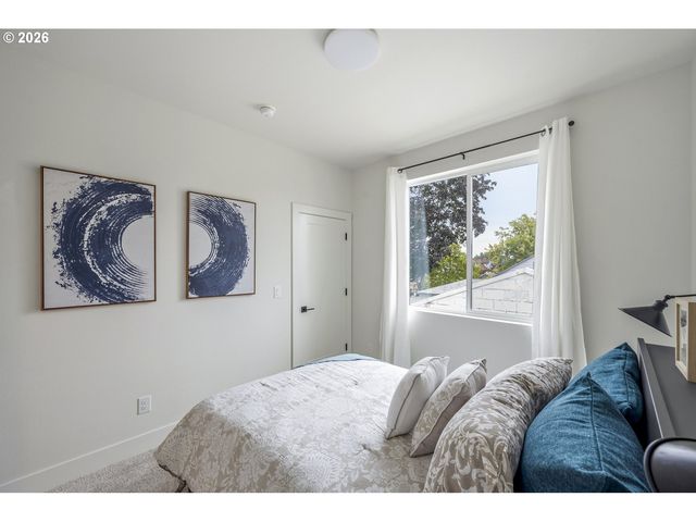 6185 N CAMPBELL Ave, Portland, OR 97217