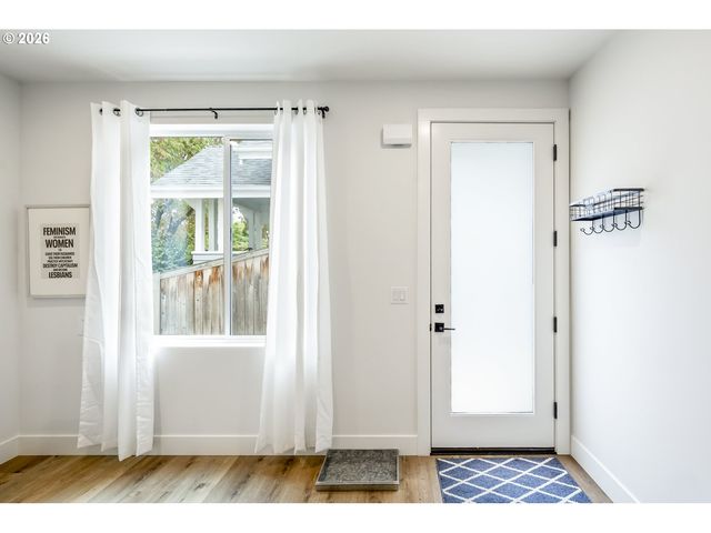 6185 N CAMPBELL Ave, Portland, OR 97217