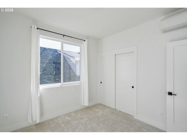 6185 N CAMPBELL Ave, Portland, OR 97217