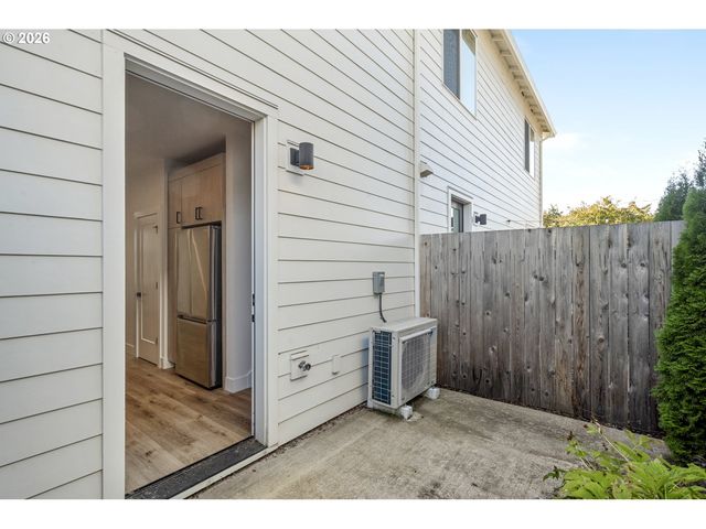 6185 N CAMPBELL Ave, Portland, OR 97217