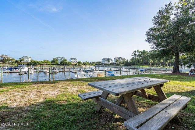 3604 Natchez Street SW, Supply, NC 28462
