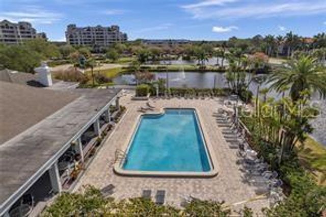 2333 FEATHER SOUND DRIVE B304, Clearwater, FL 33762