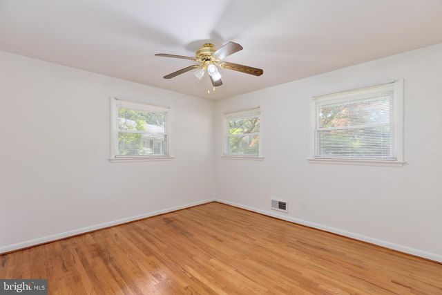 20 WASHINGTON DR, Annapolis, MD 21401