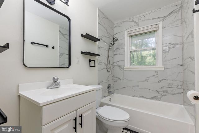 20 WASHINGTON DR, Annapolis, MD 21401