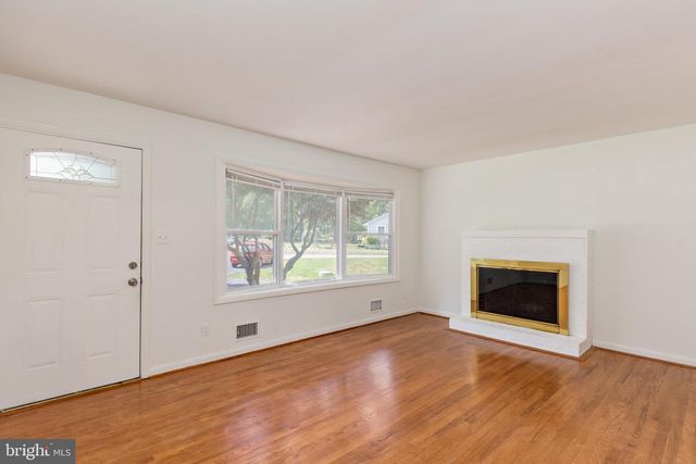 20 WASHINGTON DR, Annapolis, MD 21401