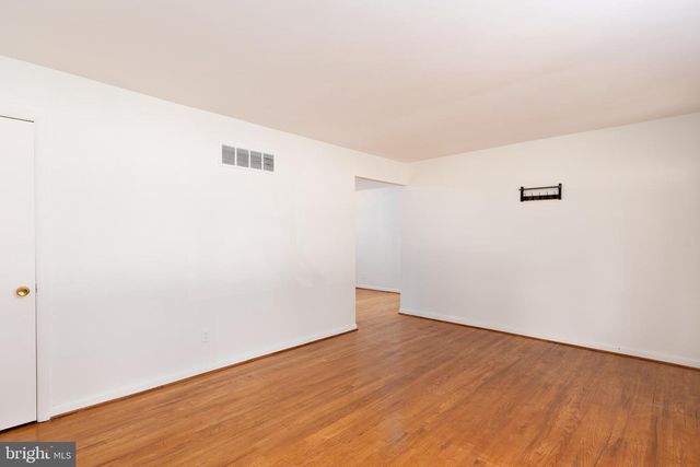 20 WASHINGTON DR, Annapolis, MD 21401