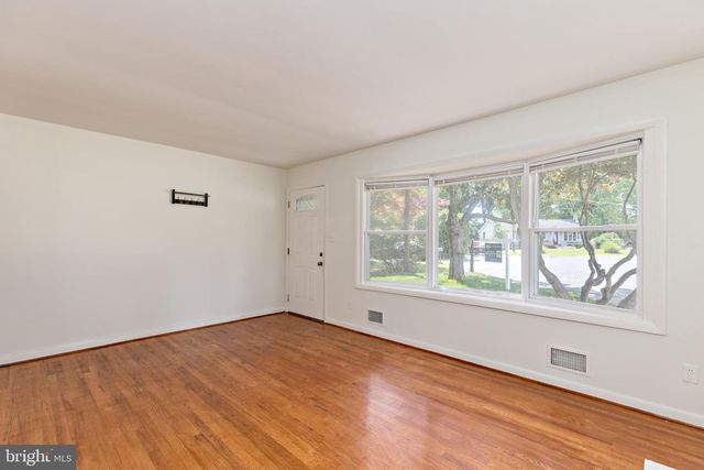 20 WASHINGTON DR, Annapolis, MD 21401