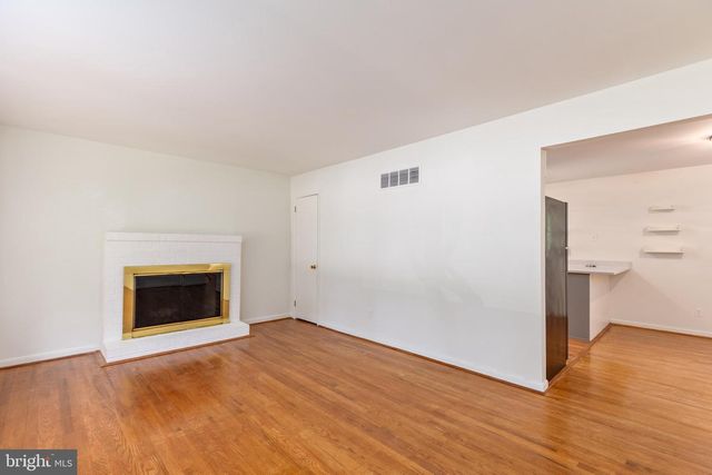 20 WASHINGTON DR, Annapolis, MD 21401