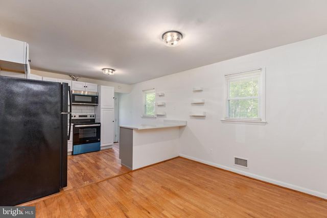 20 WASHINGTON DR, Annapolis, MD 21401