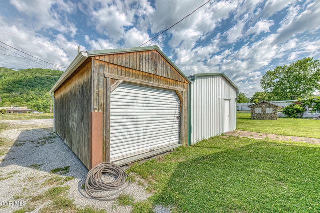 945 North Elm Avenue, Erwin, TN 37650