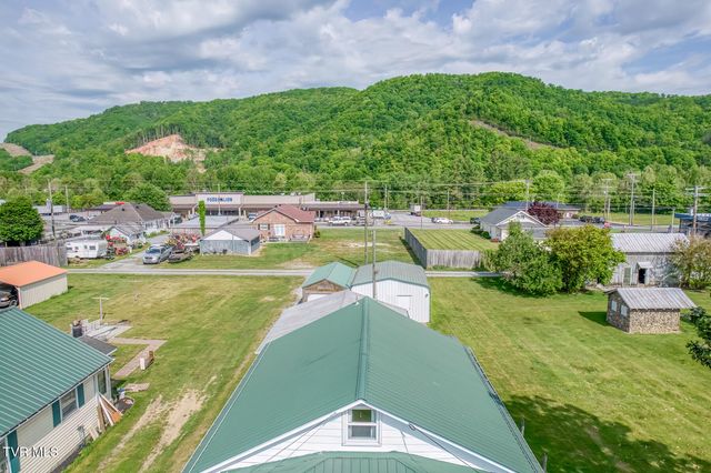 945 North Elm Avenue, Erwin, TN 37650