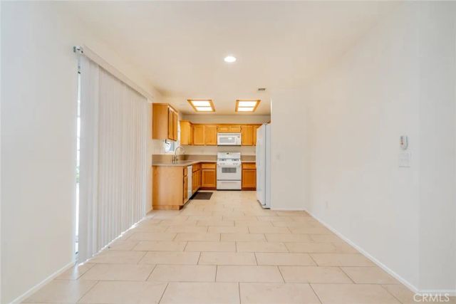 13686 Sylvan Oaks Road, Victorville, CA 92392