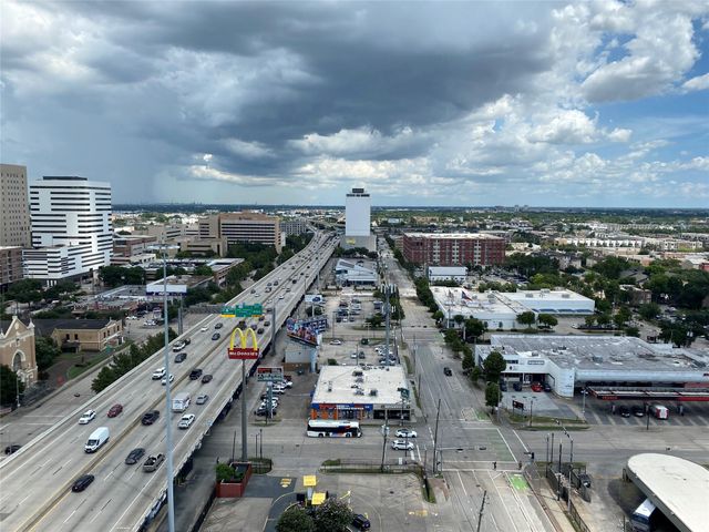 2016 Main Street 1702, Houston, TX 77002