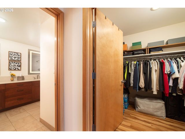 1133 Nw 11TH Ave 217, Portland, OR 97209