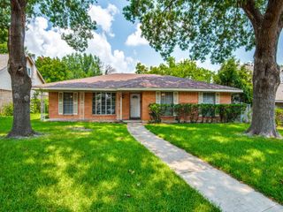 2025 Cedar Valley Lane, Dallas, TX 75232