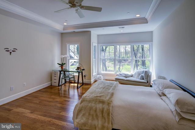 7318 BURDETTE CT, Bethesda, MD 20817