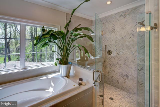 7318 BURDETTE CT, Bethesda, MD 20817