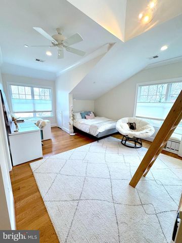 7318 BURDETTE CT, Bethesda, MD 20817