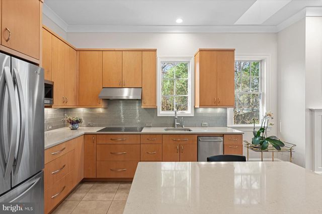 7318 BURDETTE CT, Bethesda, MD 20817