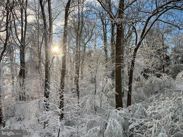 7318 BURDETTE CT, Bethesda, MD 20817