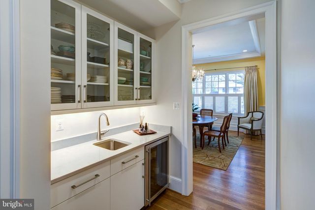 7318 BURDETTE CT, Bethesda, MD 20817