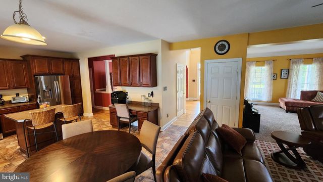 1726 2ND, West Deptford, NJ 08086