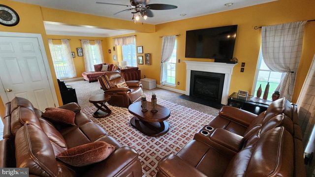 1726 2ND, West Deptford, NJ 08086
