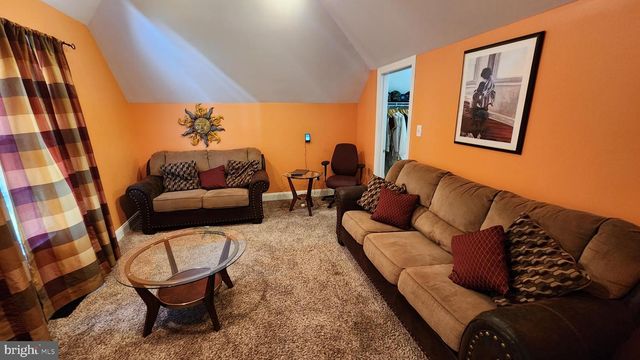 1726 2ND, West Deptford, NJ 08086