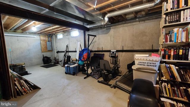 1726 2ND, West Deptford, NJ 08086