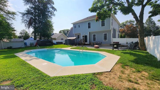 1726 2ND, West Deptford, NJ 08086