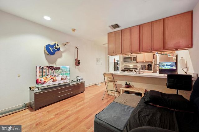 1100 VINE ST #1409, Philadelphia, PA 19107