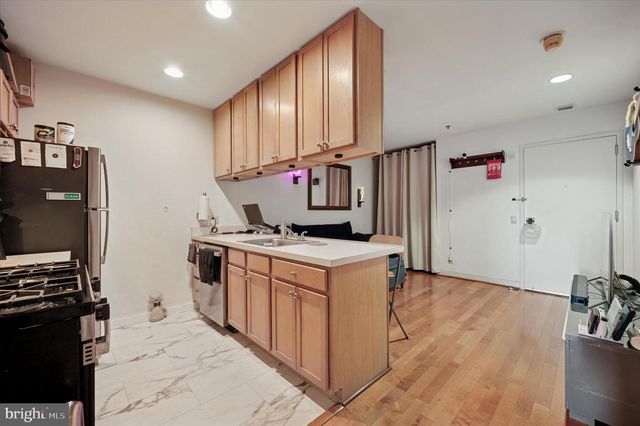 1100 VINE ST #1409, Philadelphia, PA 19107