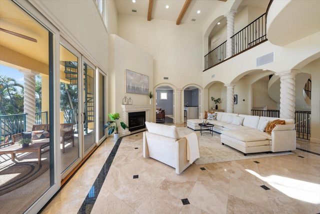 903 HARBOR DRIVE, Belleair Beach, FL 33786