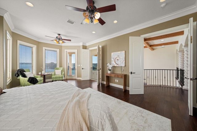 903 HARBOR DRIVE, Belleair Beach, FL 33786