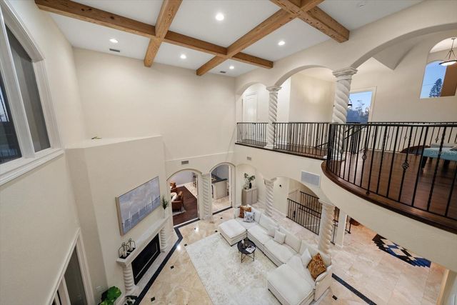 903 HARBOR DRIVE, Belleair Beach, FL 33786