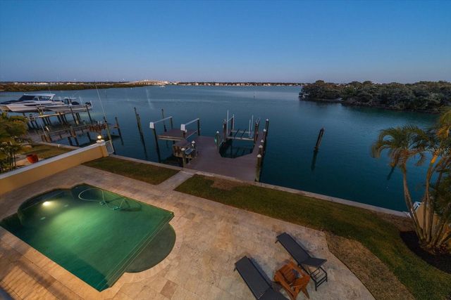 903 HARBOR DRIVE, Belleair Beach, FL 33786